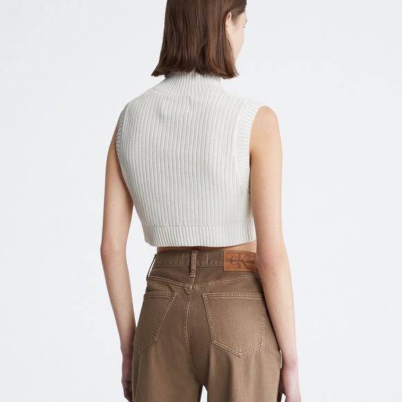 Calvin Klein Cropped Turtleneck Sweater Vest - Picture 2 of 9